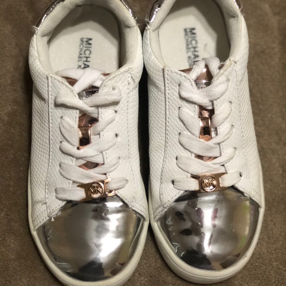 Sneaker